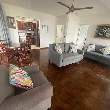 Oceanbreeze Jamaica Penthouse, 7-Minute Walk To Beach Ότσο Ρίος Εξωτερικό φωτογραφία