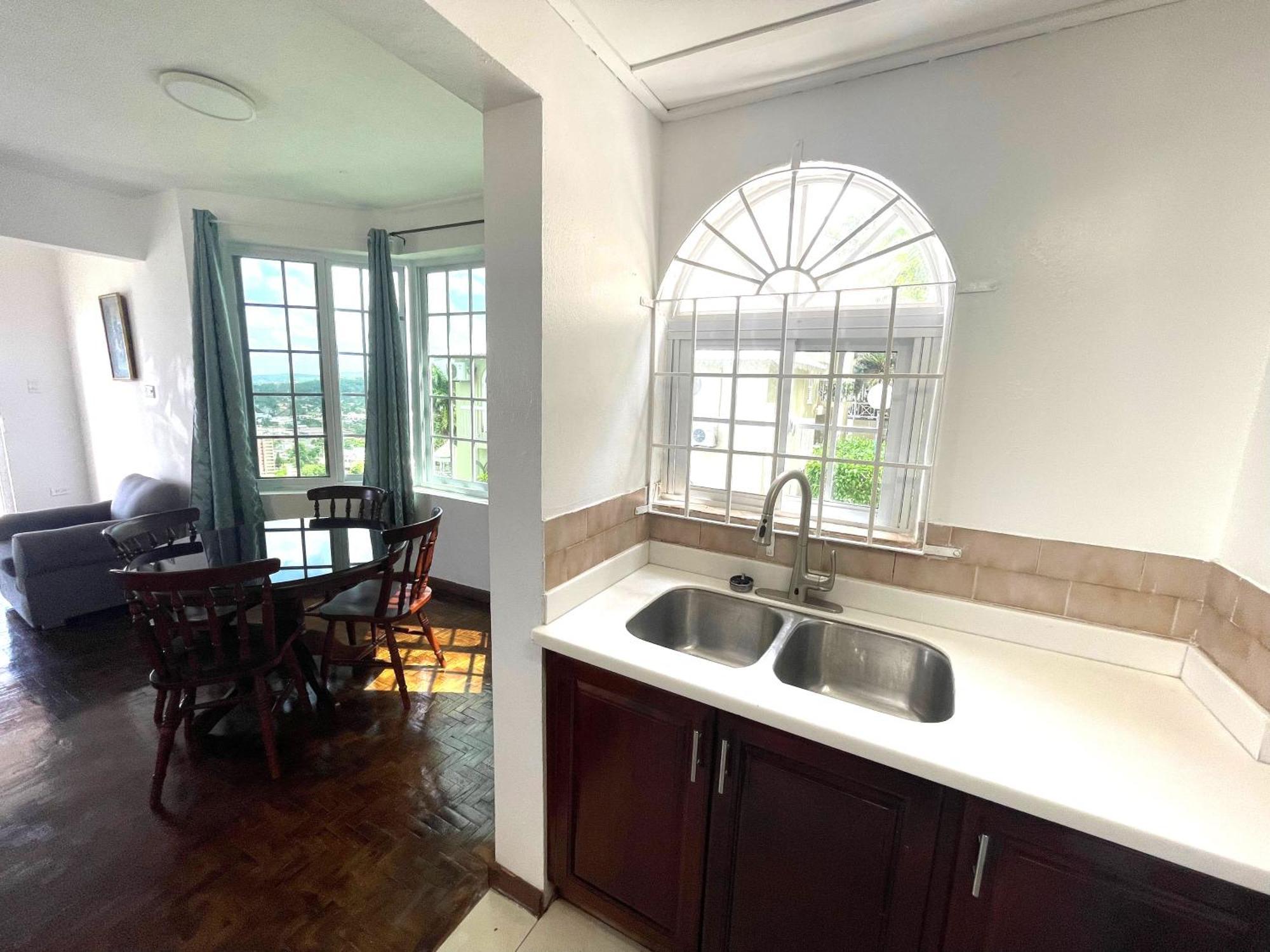 Oceanbreeze Jamaica Penthouse, 7-Minute Walk To Beach Ότσο Ρίος Εξωτερικό φωτογραφία